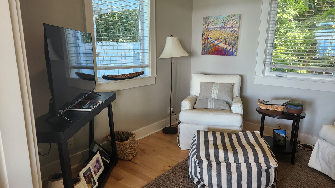 Photo of Livingroom in Bainbridge Island