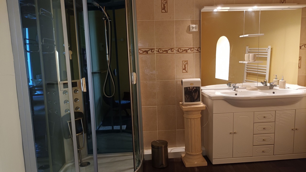 Photo of Bathroom in Ferrals-les-Corbieres