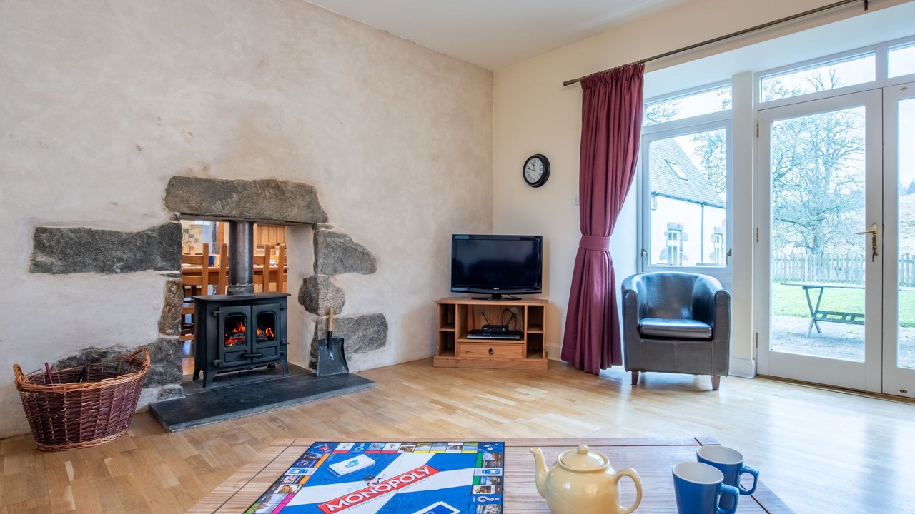 Photo of Livingroom in Glen Urquhart