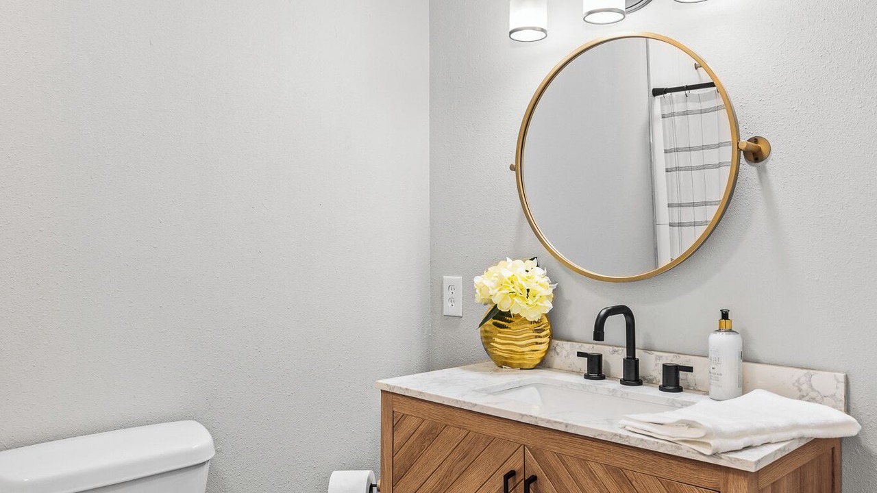 Photo of Bathroom in Fort Smith