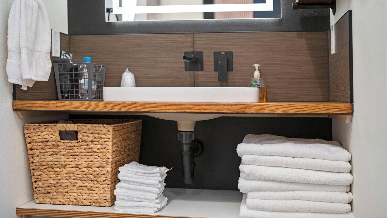 Photo of Bathroom in Carthage