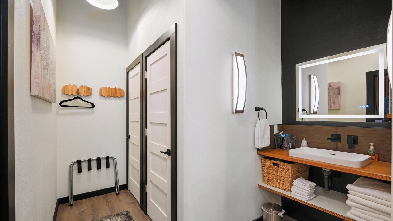 Photo of Bathroom in Carthage