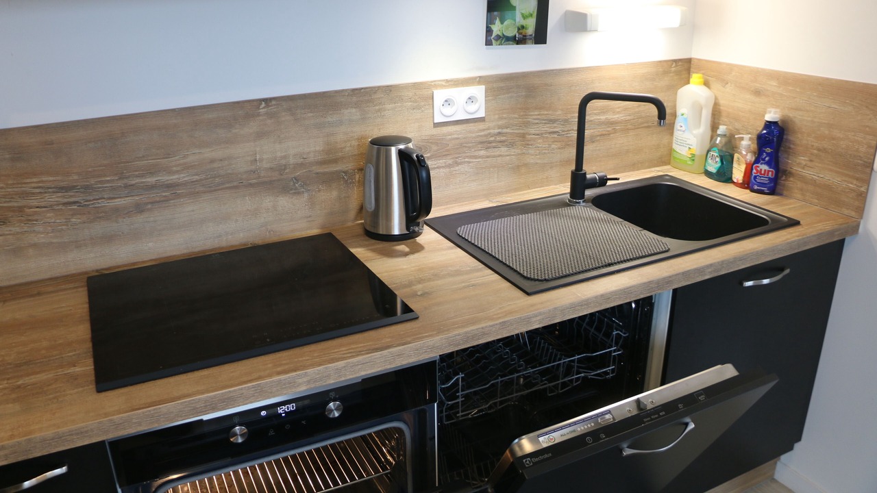 Photo of Kitchen in Center