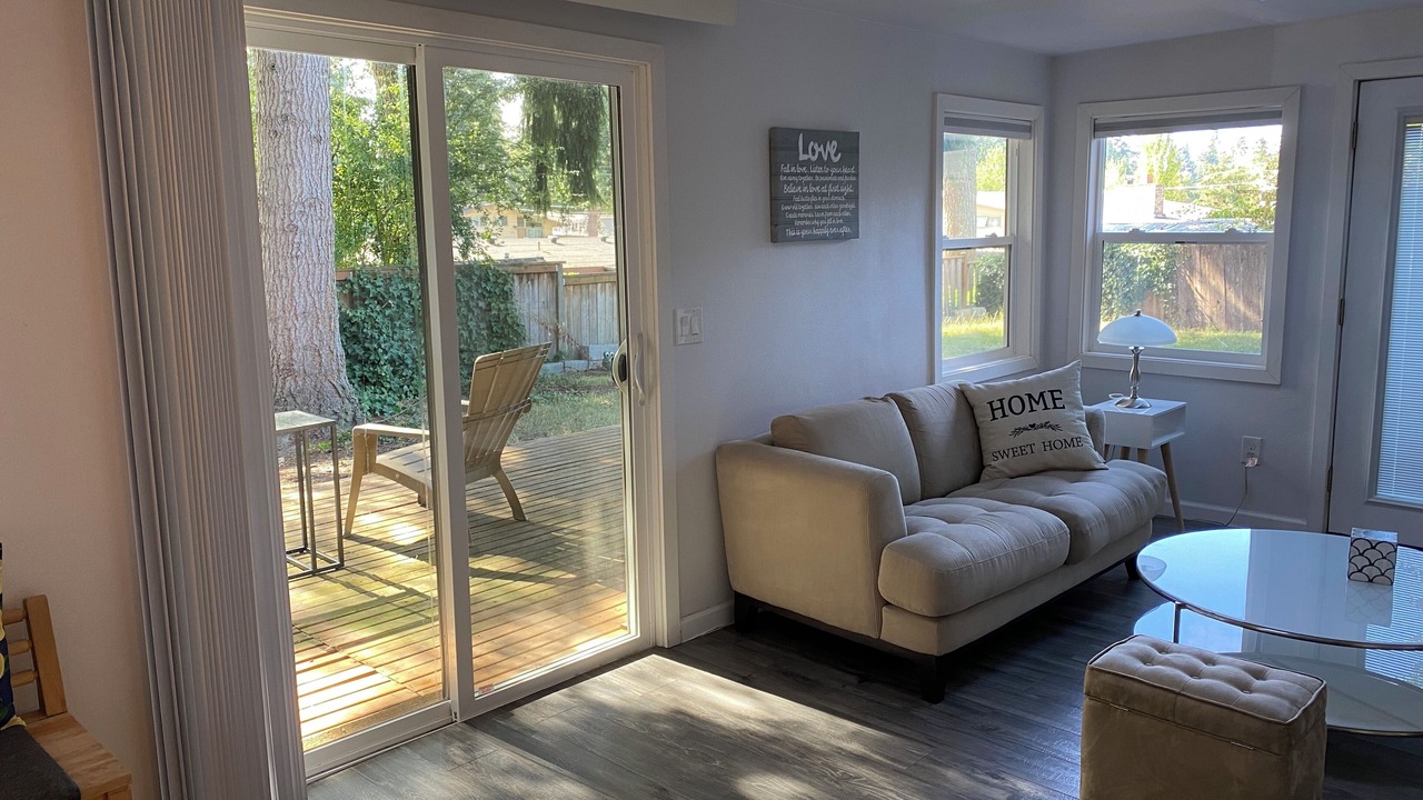 Photo of Livingroom in Lake Hills