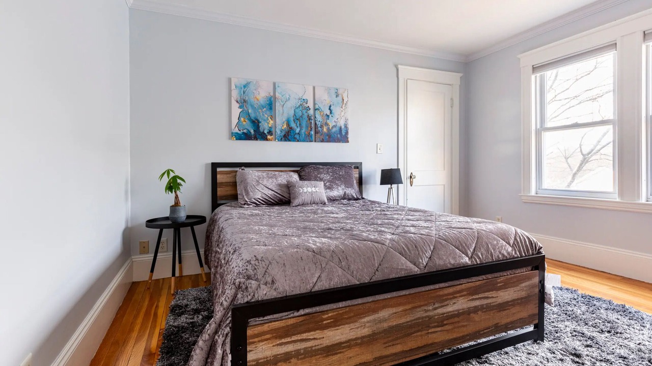 Photo of Bedroom in Salem