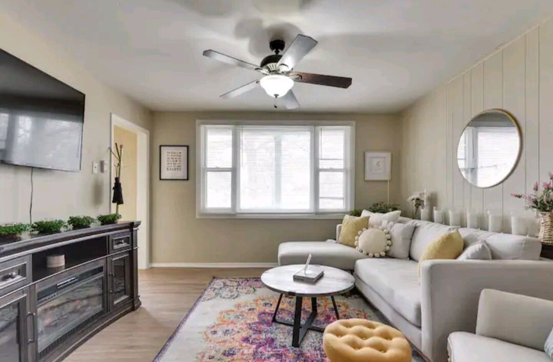 Photo of Livingroom in Little Italy