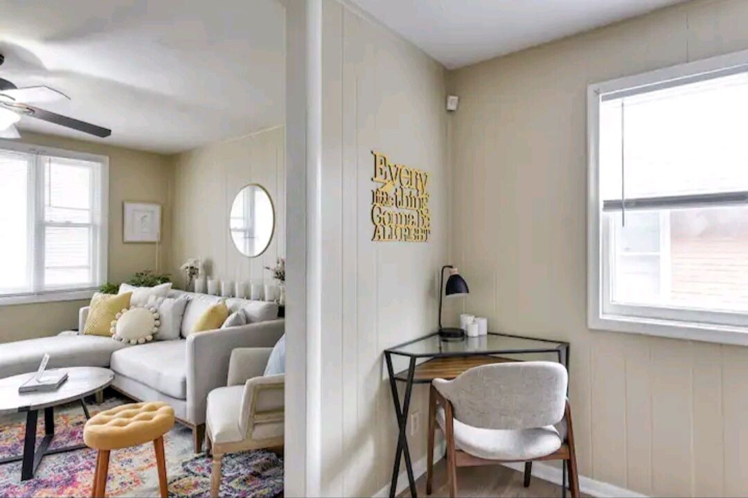 Photo of Livingroom in Little Italy