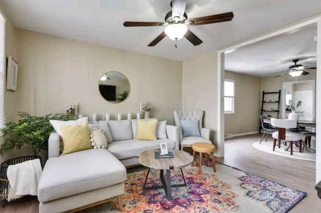 Photo of Livingroom in Little Italy