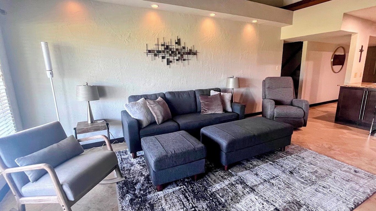 Photo of Livingroom in Longview