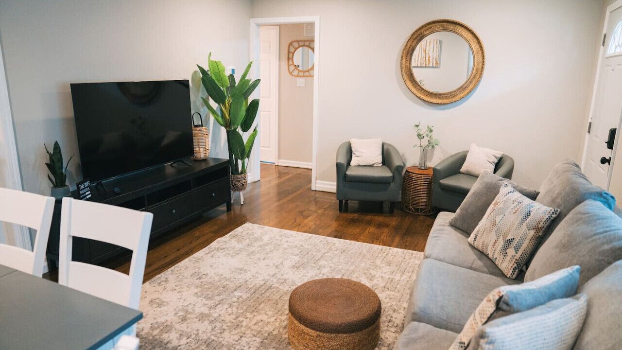 Photo of Livingroom in Miller Beach