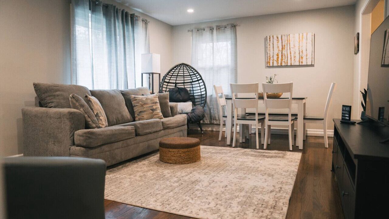 Photo of Livingroom in Miller Beach