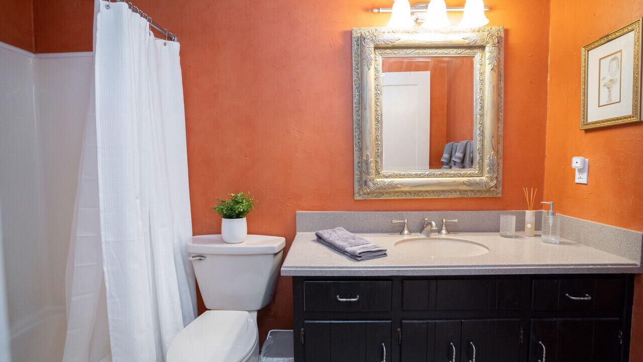 Photo of Bathroom in Eatonton