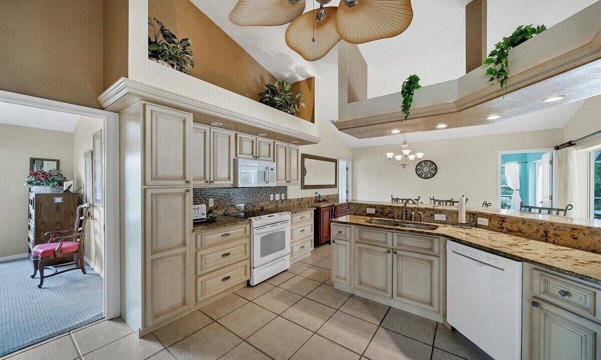 Photo of Kitchen in Pine Valley