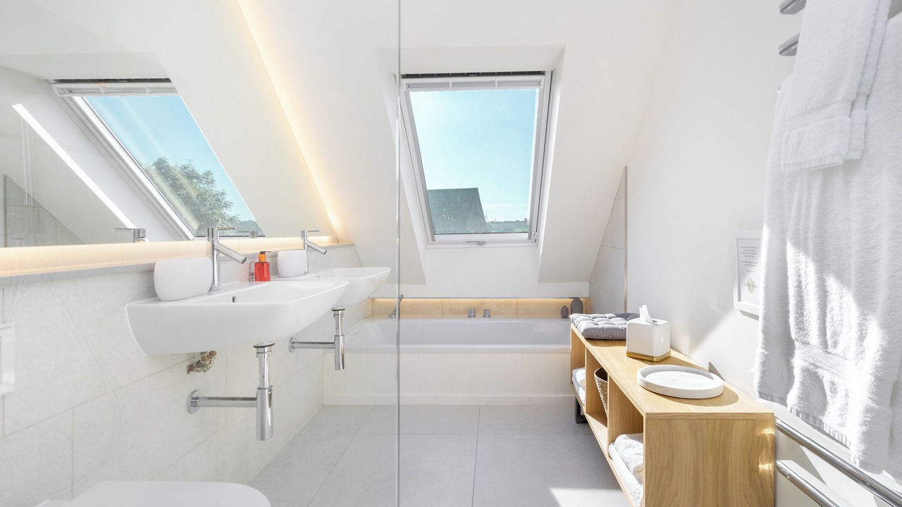 Photo of Bathroom in Kelmarsh