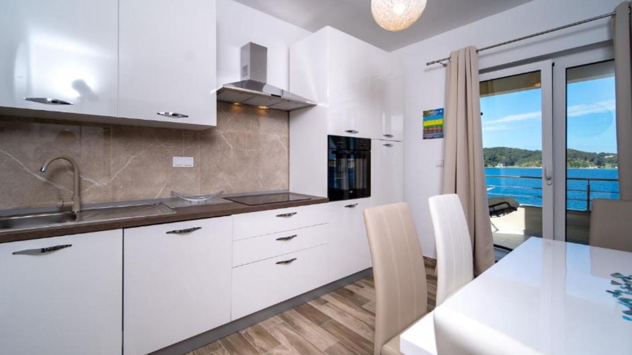 Photo of Kitchen in Supetarska Draga