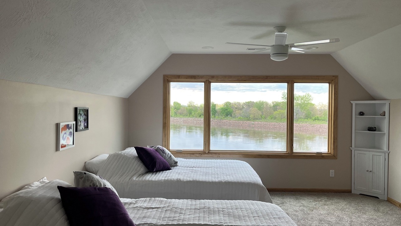 Photo of Bedroom in Dakota City
