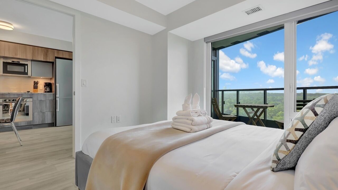 Photo of Bedroom in St. James Town