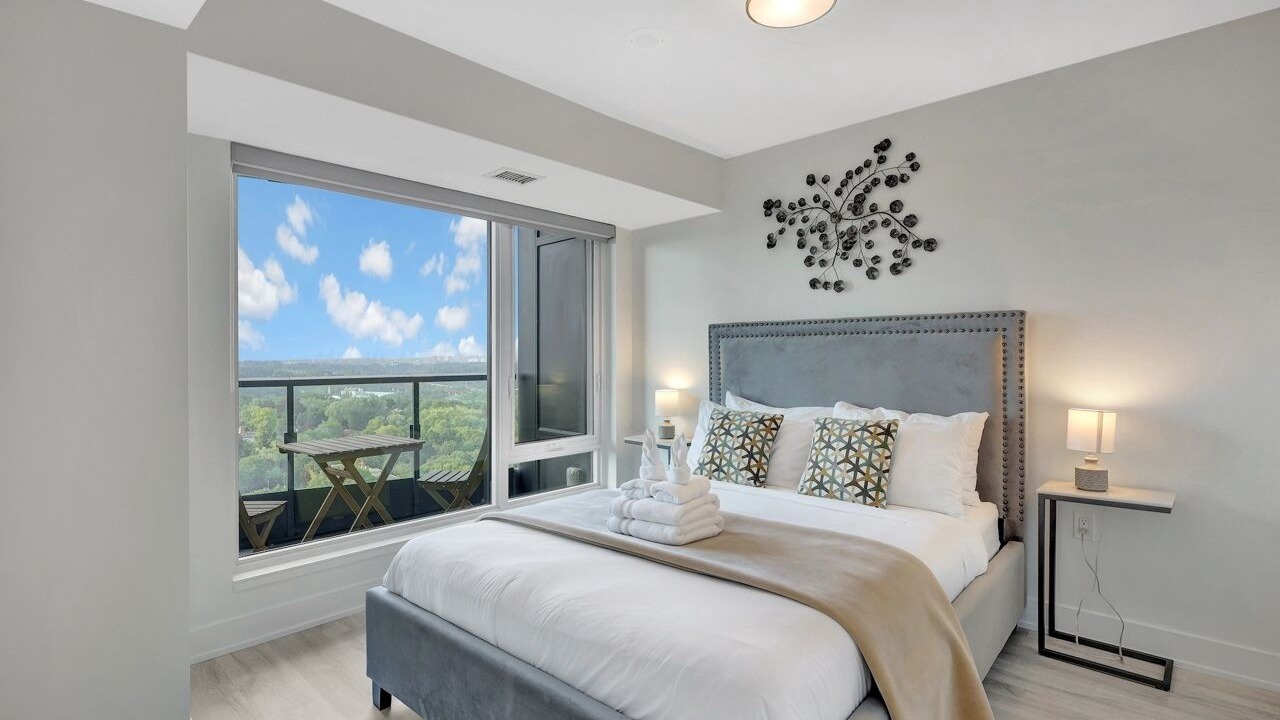 Photo of Bedroom in St. James Town