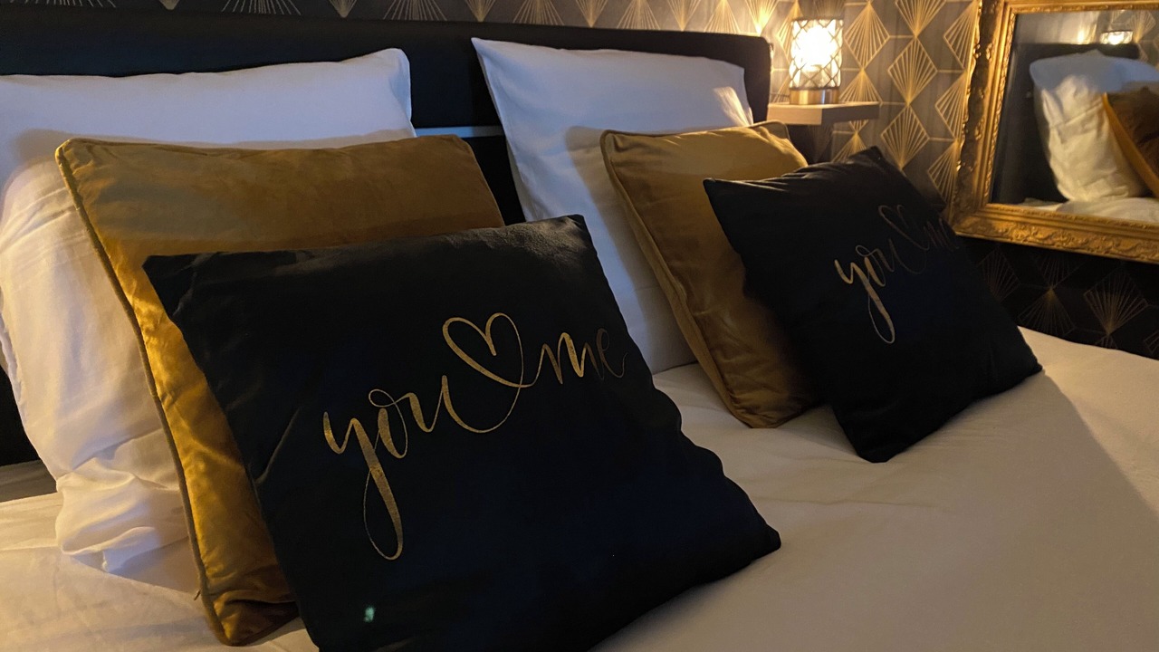 Photo of Bedroom in Brain-sur-Longuenee