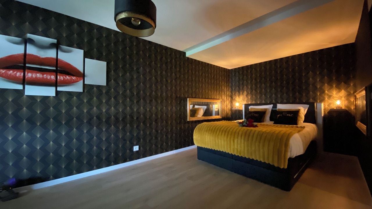 Photo of Bedroom in Brain-sur-Longuenee