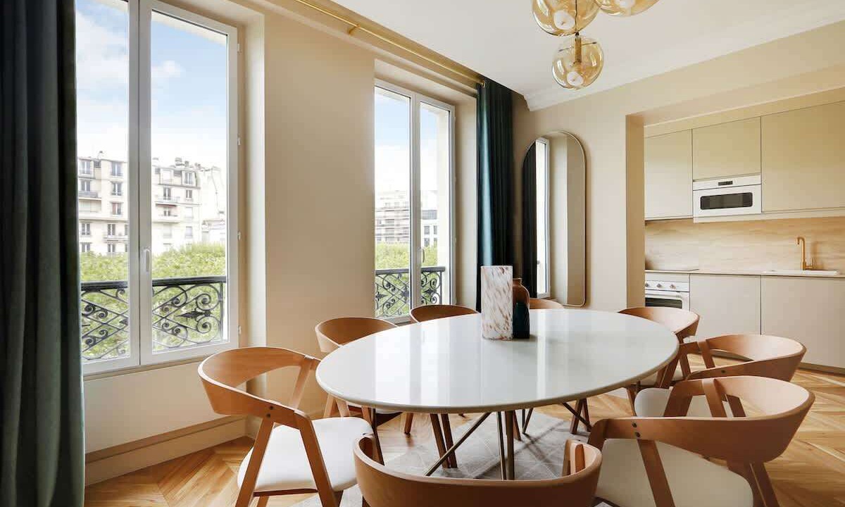 Photo of Others in Necker