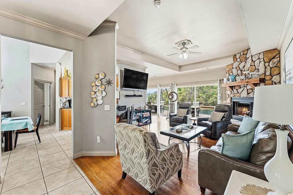 Photo of Livingroom in Eureka Springs
