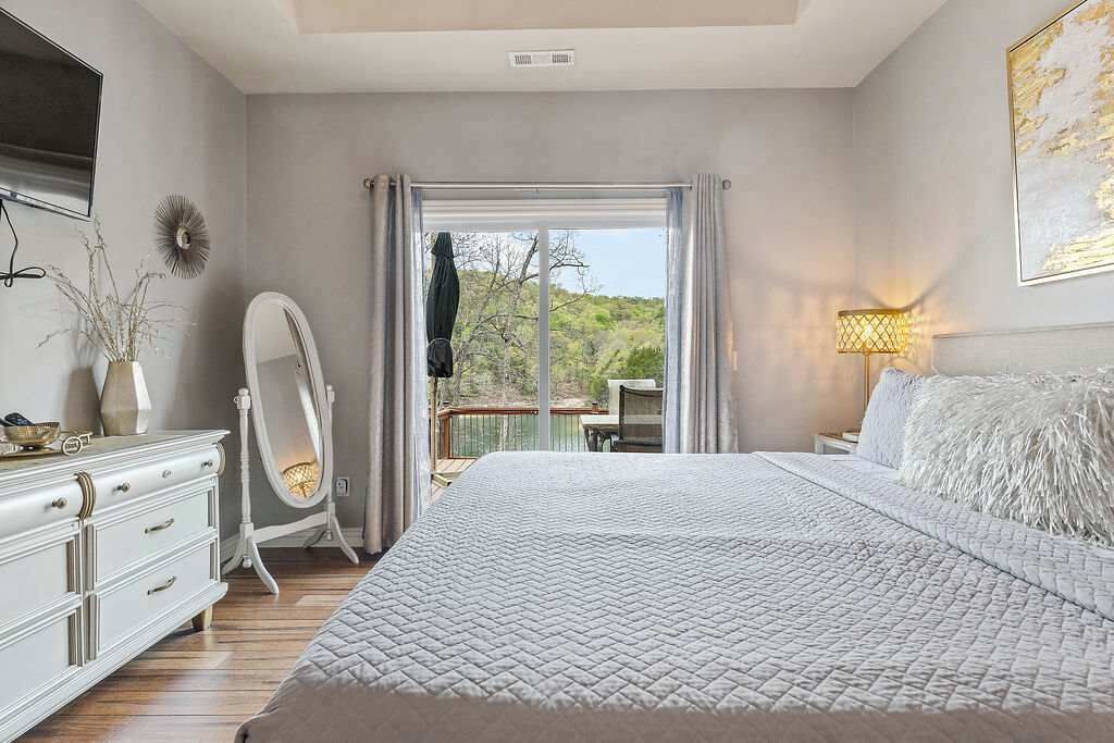 Photo of Bedroom in Eureka Springs