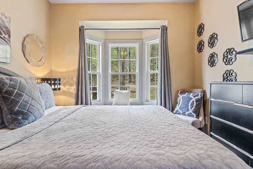Photo of Bedroom in Eureka Springs