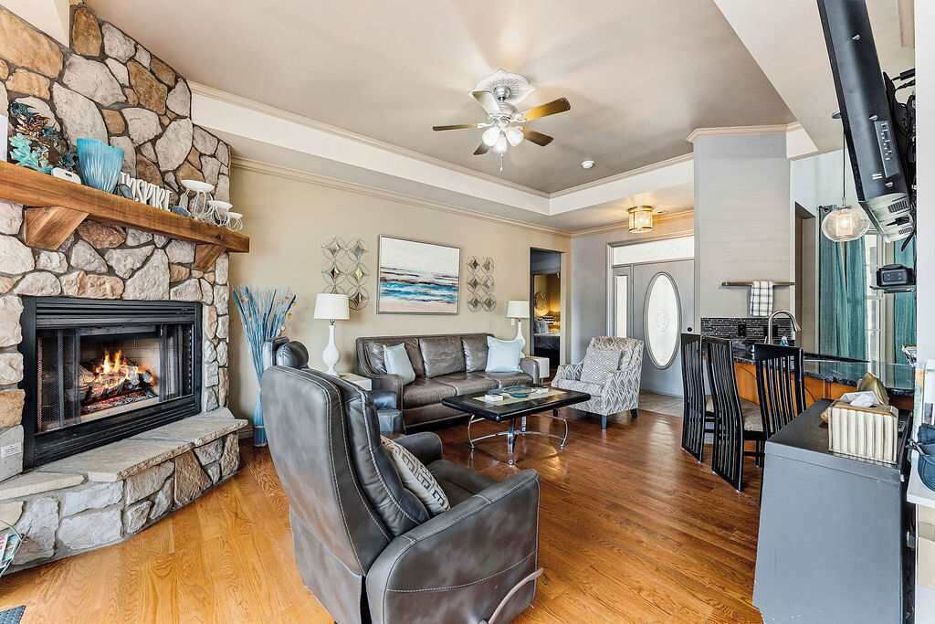 Photo of Livingroom in Eureka Springs