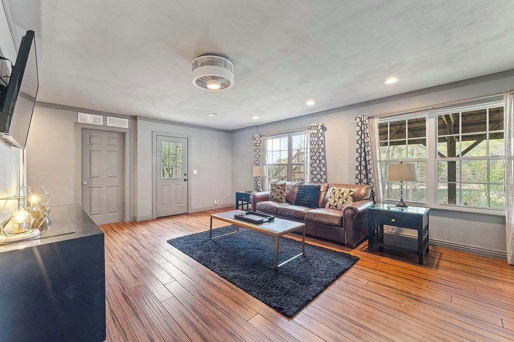 Photo of Livingroom in Eureka Springs