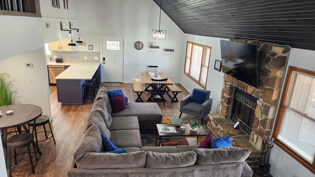 Photo of Livingroom in Lake of the Ozarks