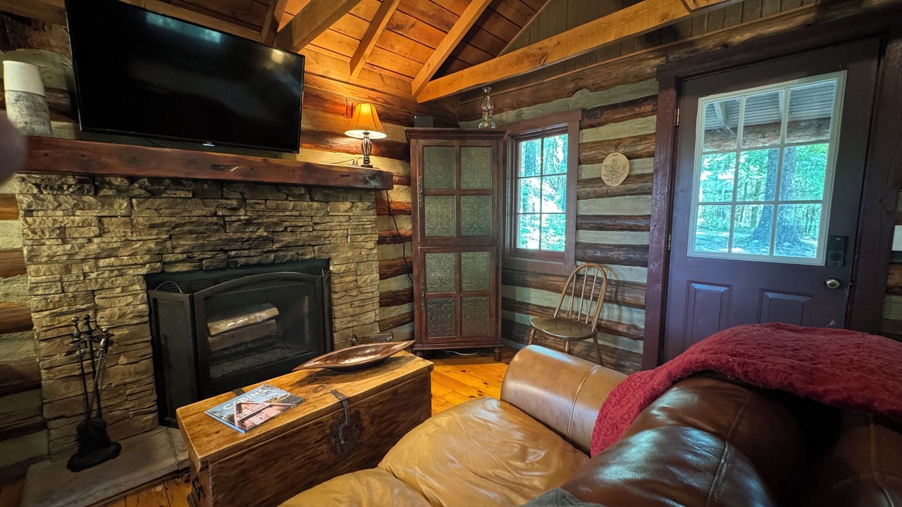 Photo of Livingroom in Eureka Springs