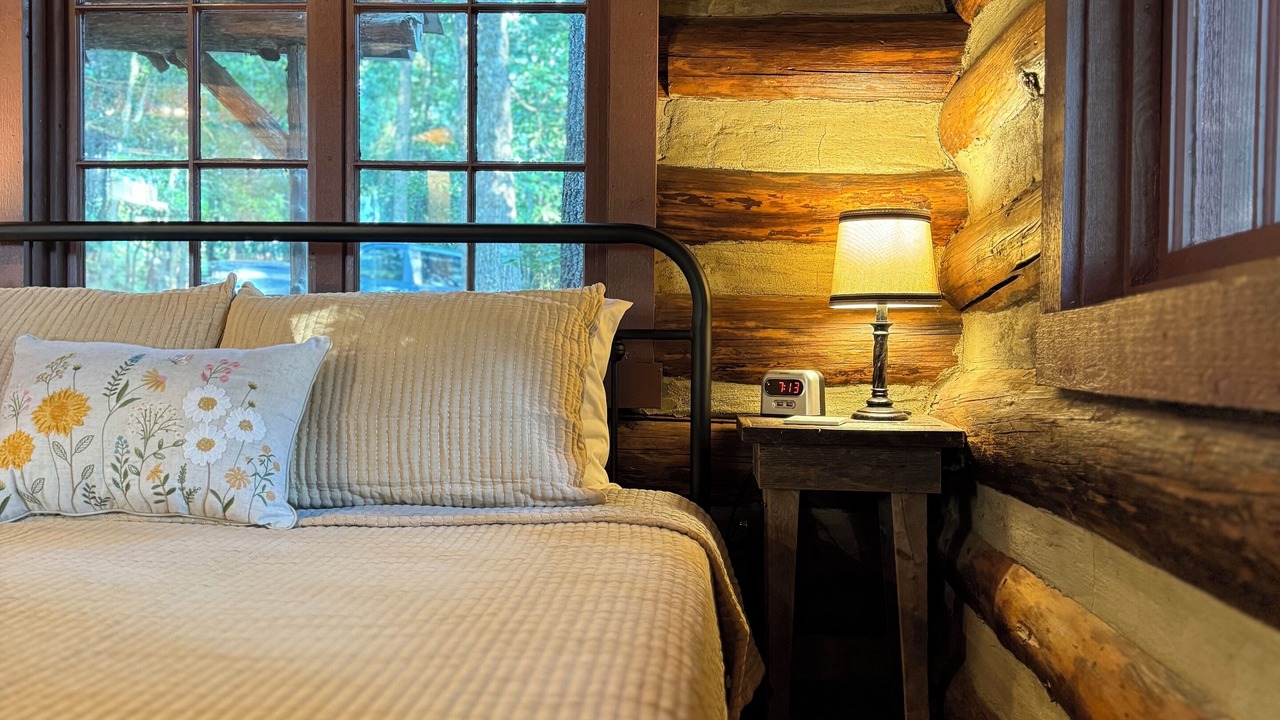Photo of Bedroom in Eureka Springs