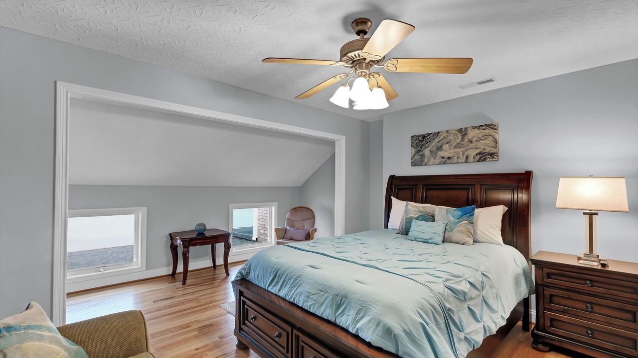 Photo of Bedroom in Utica