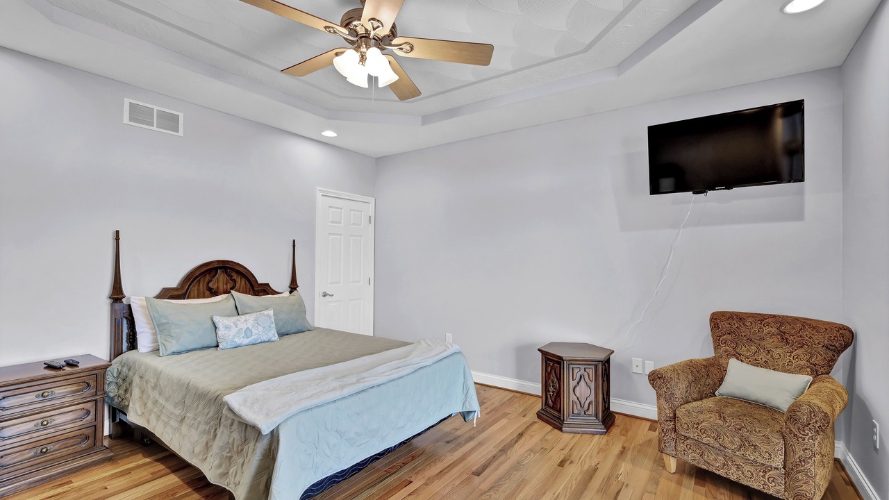 Photo of Bedroom in Utica