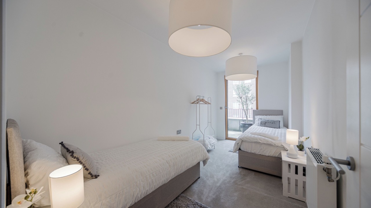 Photo of Patio Balcony in Thames