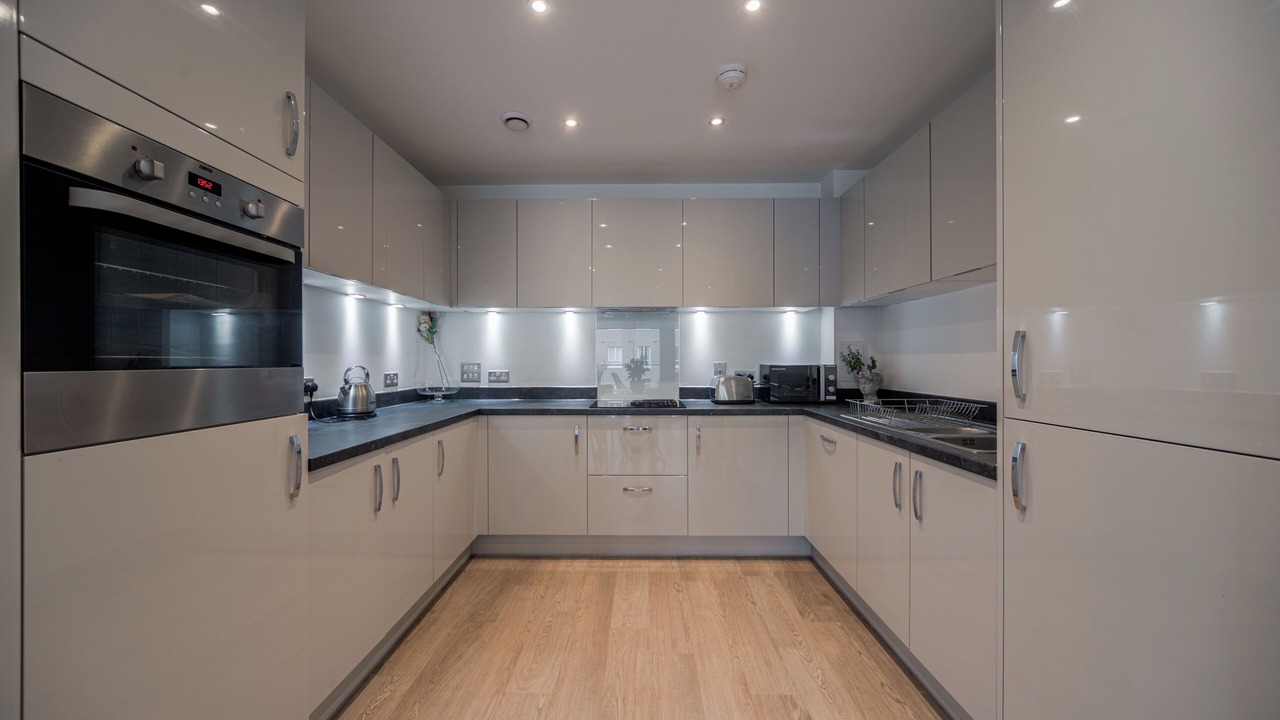 Photo of Others in Thames