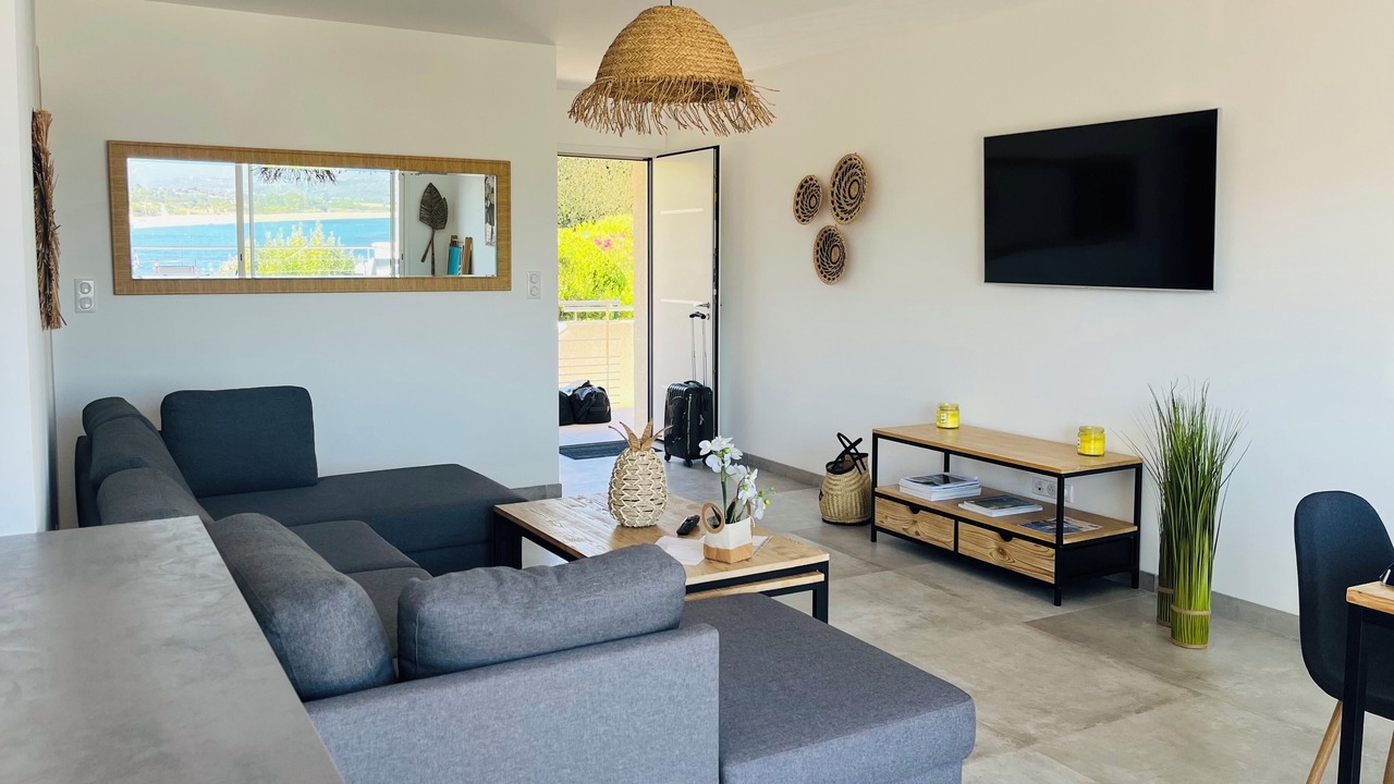 Photo of Livingroom in Porticcio