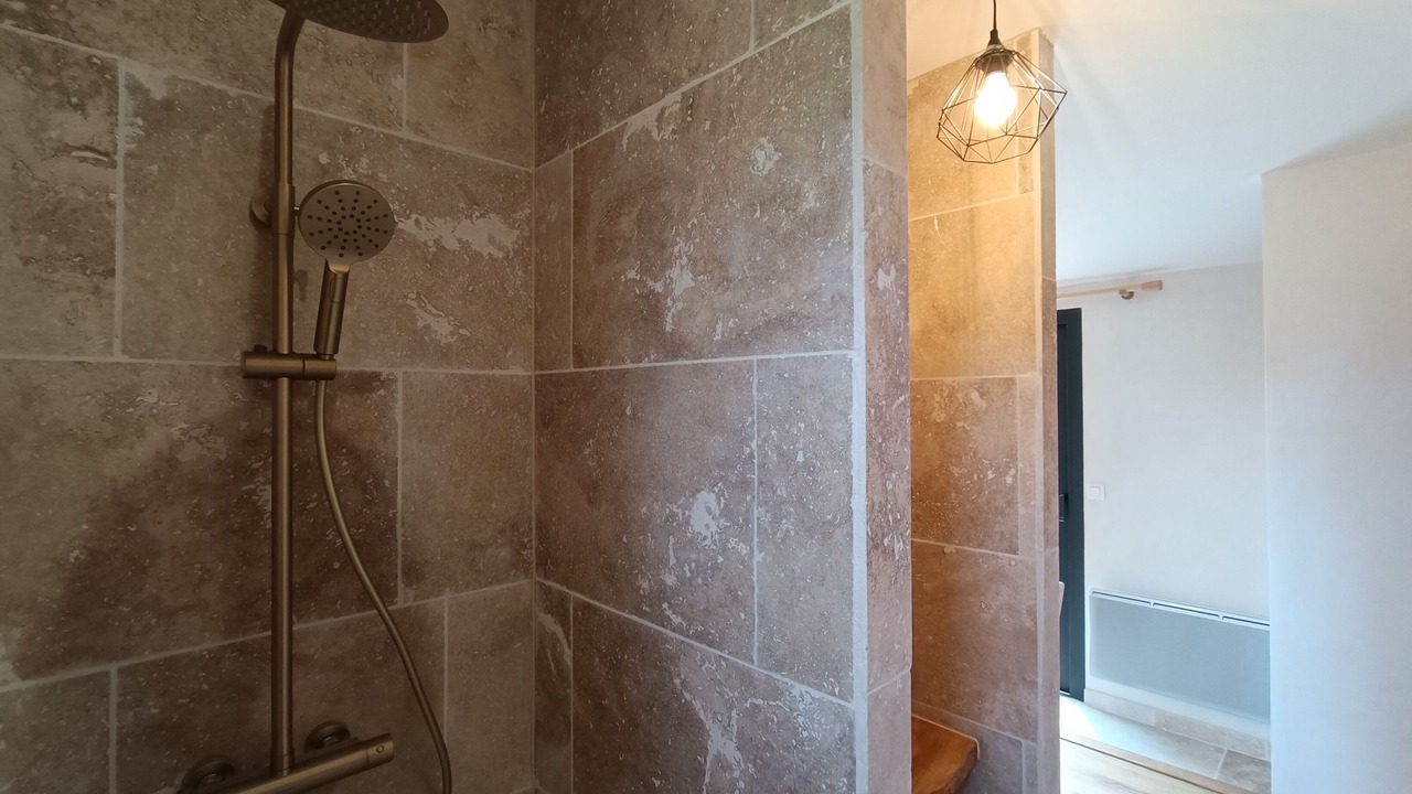 Photo of Bathroom in Figeac