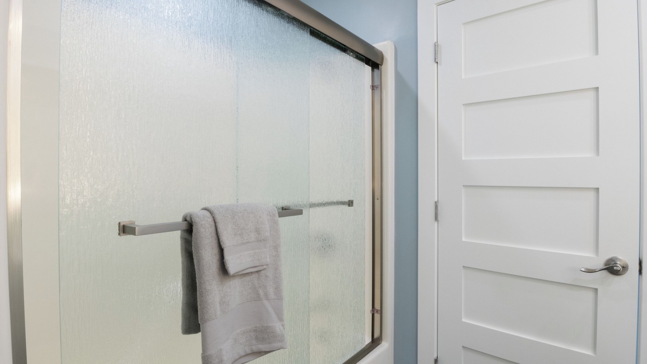 Photo of Bathroom in Lake Ozark