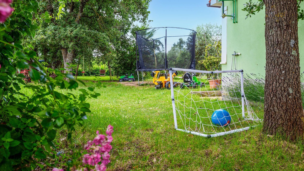 Photo of Others in Cabrunici