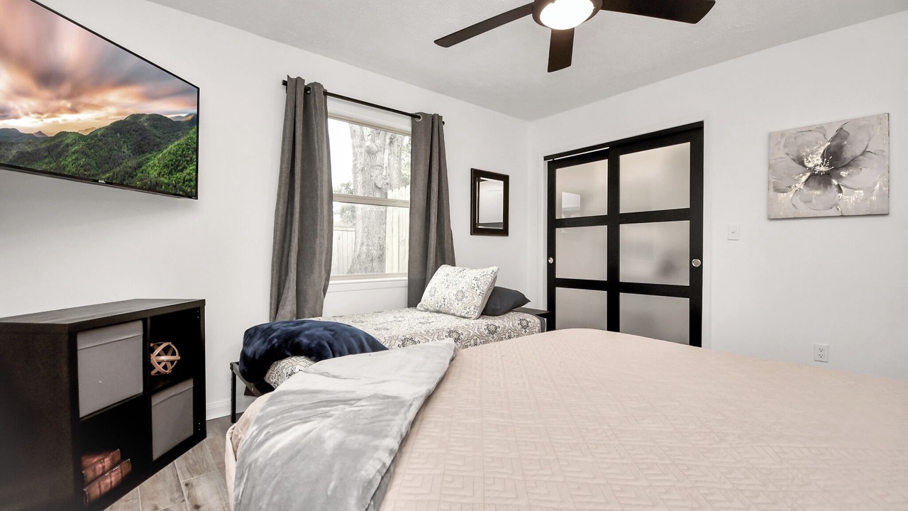 Photo of Bedroom in Atascocita