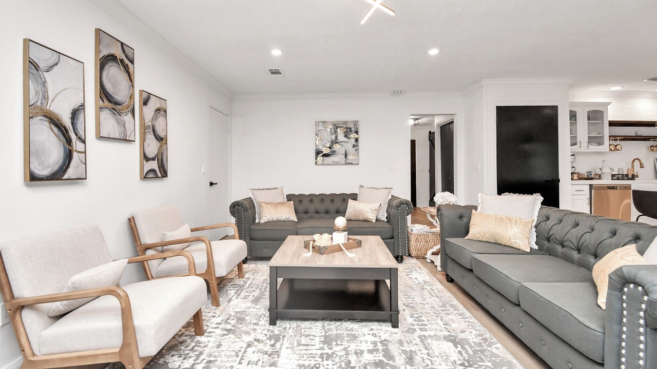 Photo of Livingroom in Atascocita