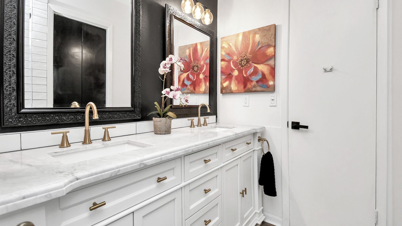 Photo of Bathroom in Atascocita