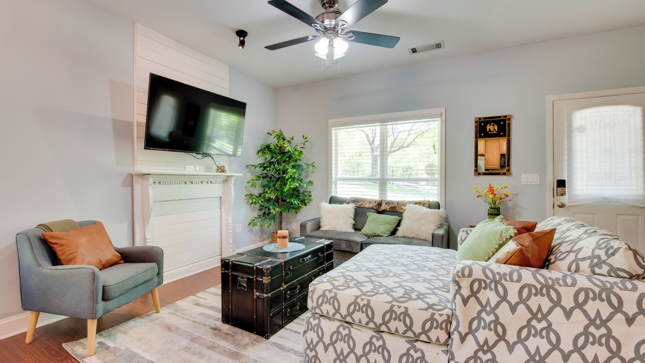 Photo of Livingroom in Hiram