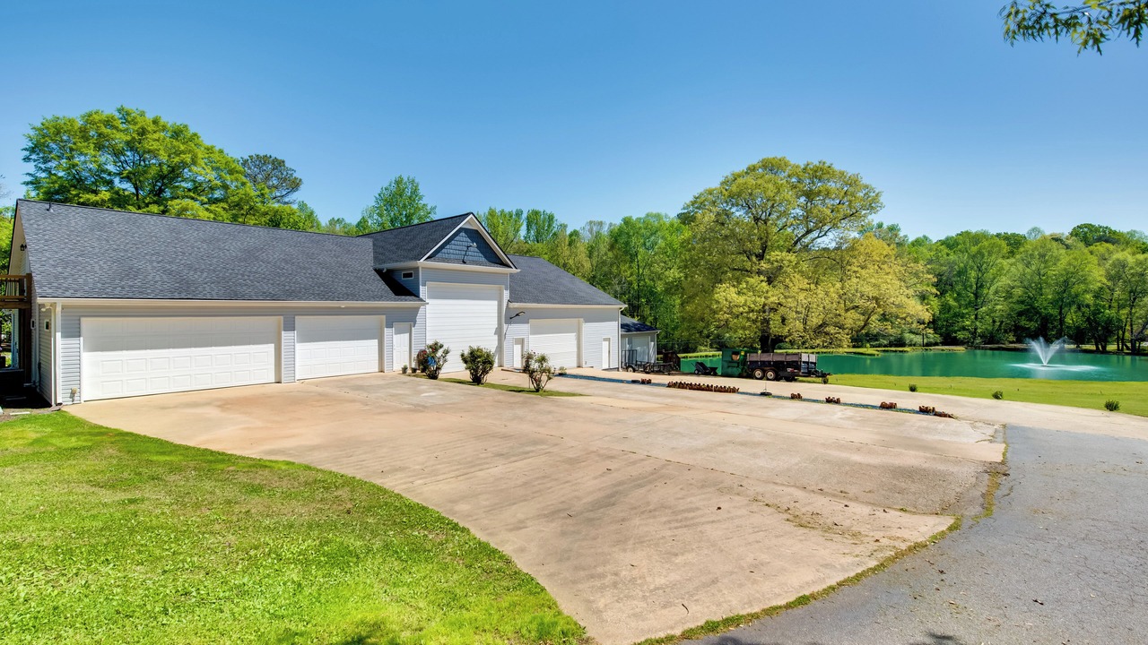 Photo of Outdoor in Hiram