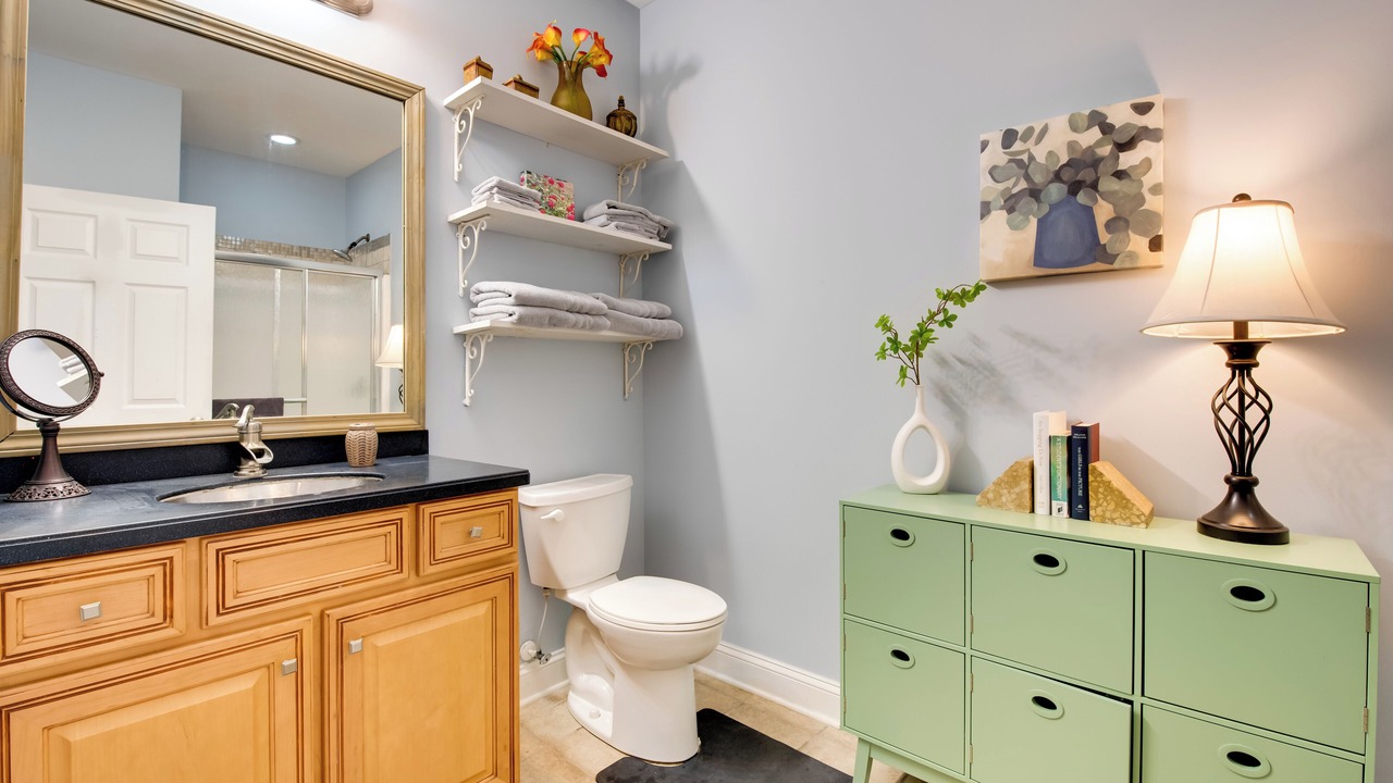 Photo of Bathroom in Hiram