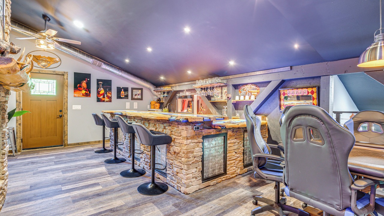 Photo of Others in Talking Rock