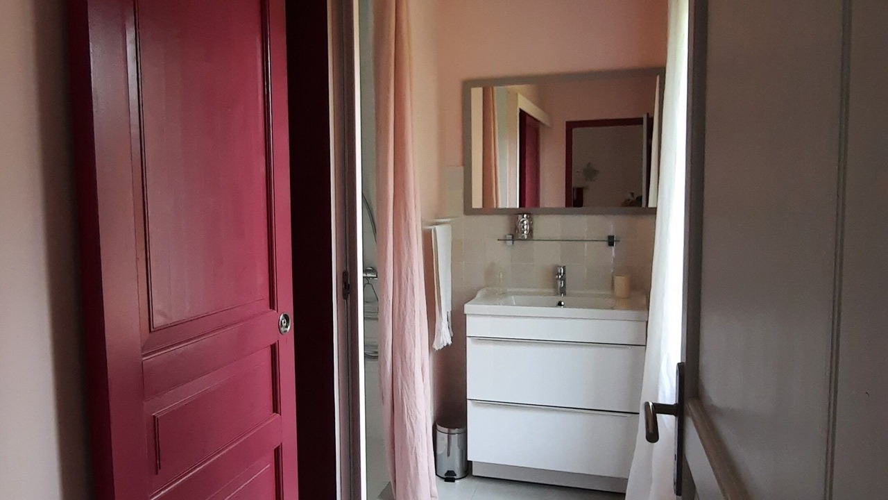 Photo of Bathroom in Bonas