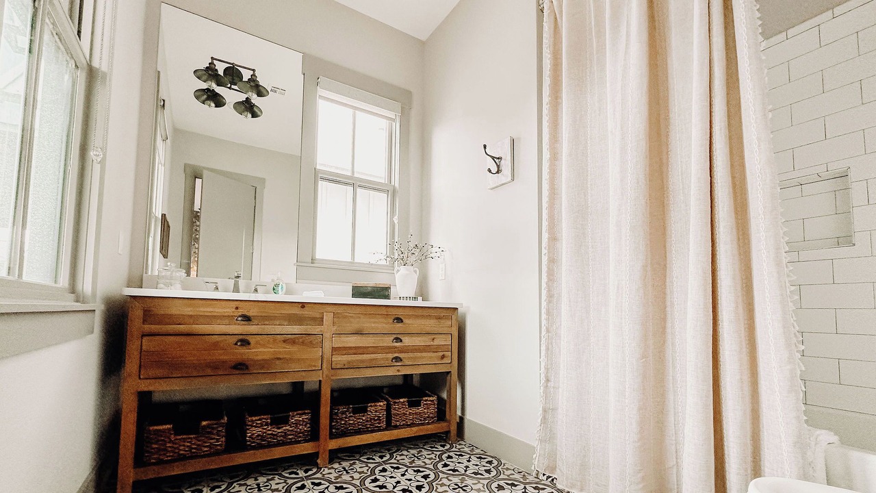 Photo of Bathroom in Eufaula